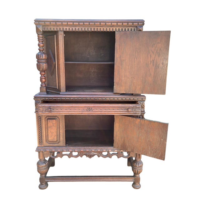Jacobean Early 20th Century Jacobean Revival Carved Oak Court Cupboard Cabinet For Sale - Image 3 of 9