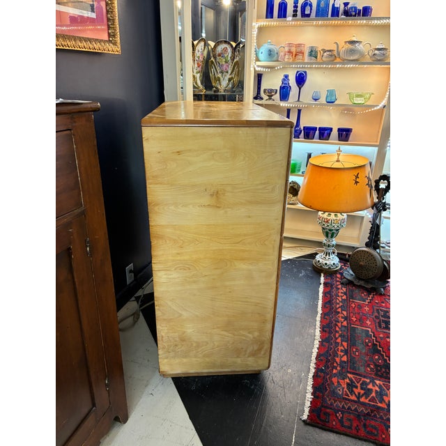 Vintage Heywood Wakefield Champagne Solid Birch 5 Drawer Highboy Dresser For Sale - Image 11 of 16