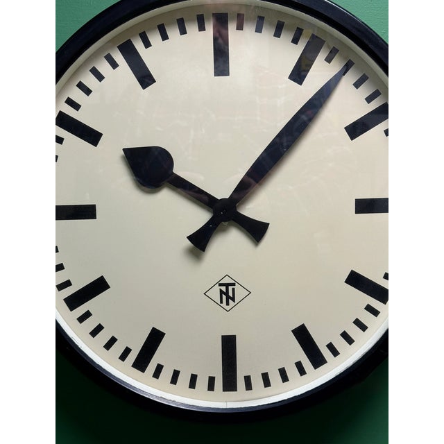 Bauhaus Large Bakelite Factory Clock from TN Tele Norma, West Germany, 1940s For Sale - Image 3 of 9