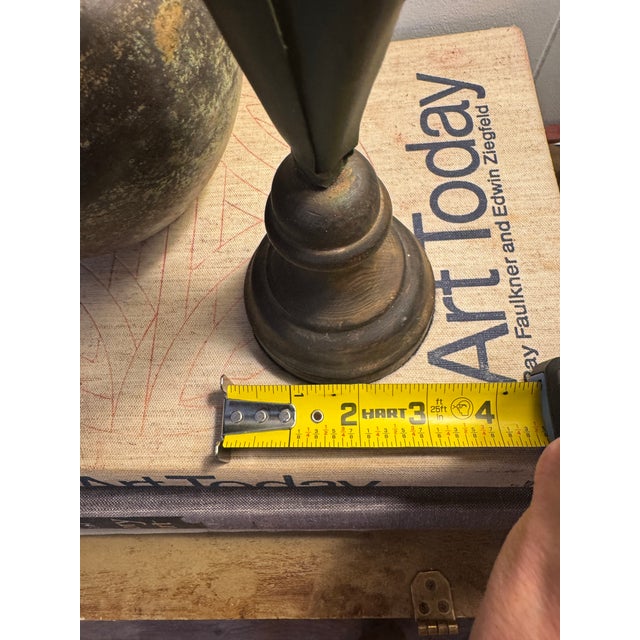 Pink Vintage Italian Tole Hyacinth Sculpture – Hand-Painted Pink Metal Botanical Decor, Hollywood Regency Style By For Sale - Image 8 of 12