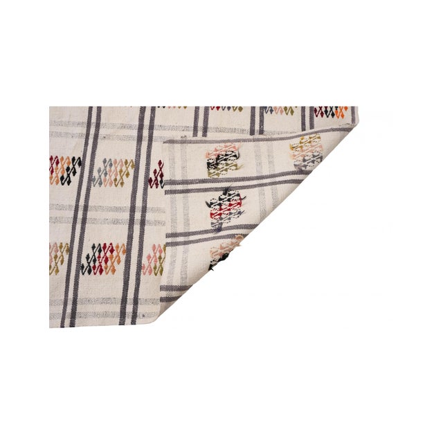1960s Embroidered Vintage Kilim Rug - 2`7″ X 4`9″ For Sale - Image 5 of 6