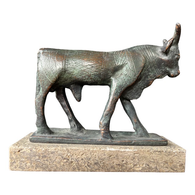 Egyptian Revival Bronze Bull Sculpture, 1980s For Sale