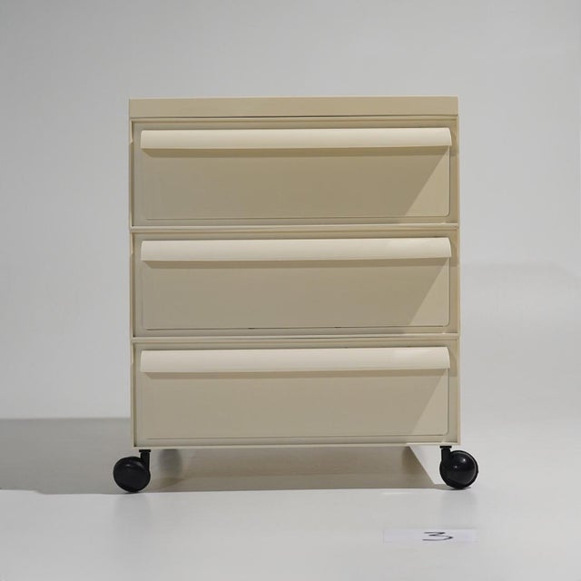 Kartell Vintage Chest of Drawers by Simon Fussell for Kartell, 1970s For Sale - Image 4 of 17