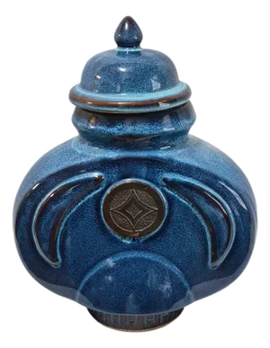 Asian Chinoiserie Blue Pottery Lidded Ginger Jar W/Medallion Center Decoration