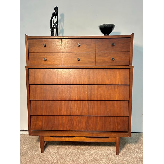Mid-Century Modern Vintage Walnut Louver Drawer Tallboy For Sale - Image 3 of 7