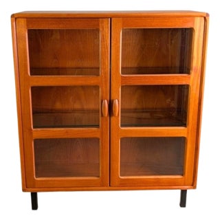 Mid-Century Sideboard in Teak from Dyrlund, 1960s For Sale