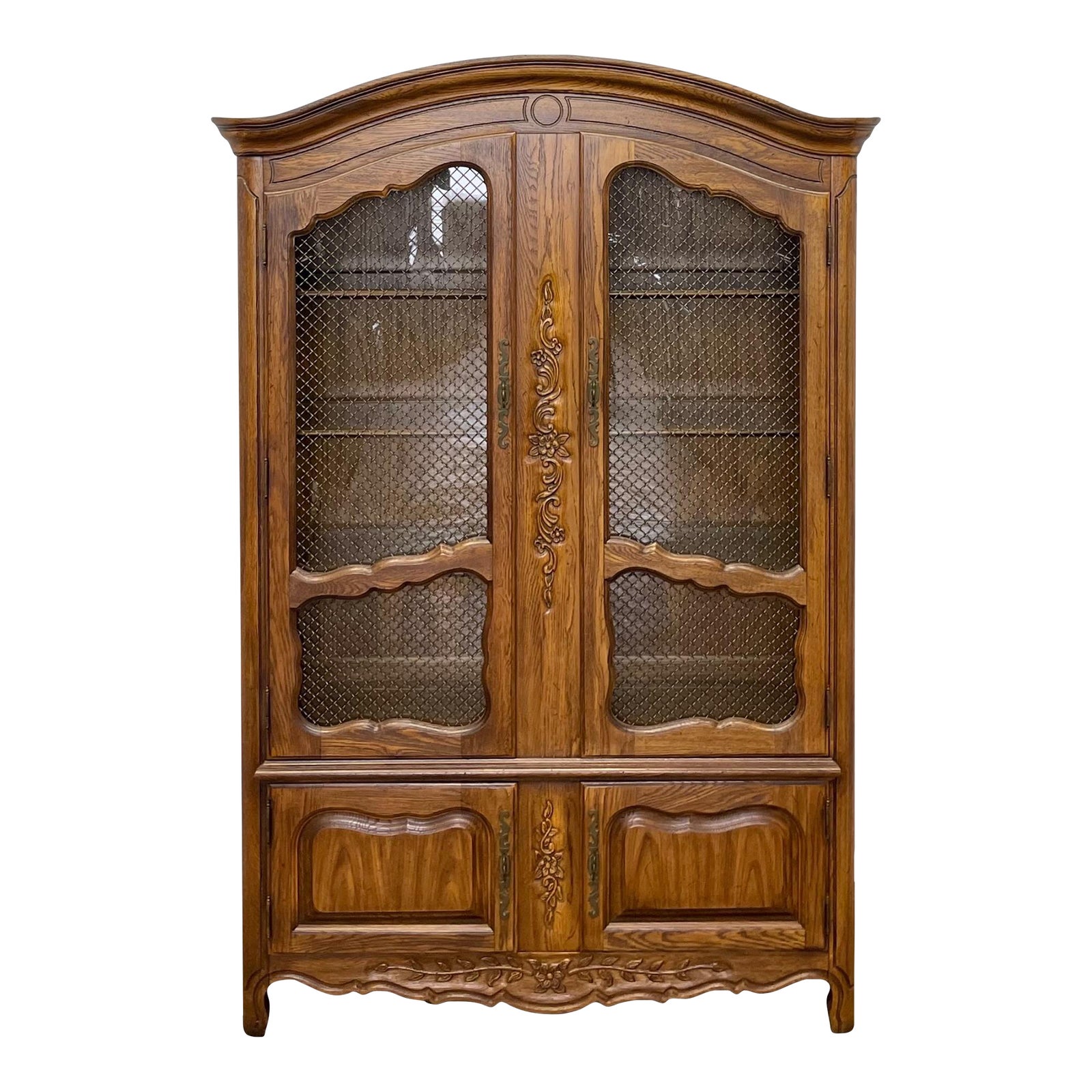 Vintage Thomasville Chateau Province Collection French Provincial Style