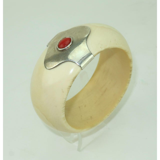 Metal Bone Bangle Bracelet With Silver & Carnelian Accent, c.1970 For Sale - Image 7 of 9