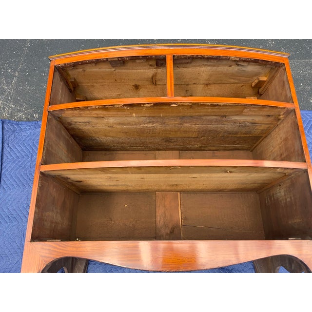 Mid 19th Century Georgian Satinwood Bow Front Chest For Sale - Image 10 of 13