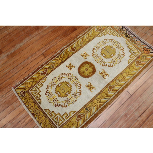 Ivory Gold Antique Khotan Scatter Rug - 2'4" x 4'4" For Sale In New York - Image 6 of 6