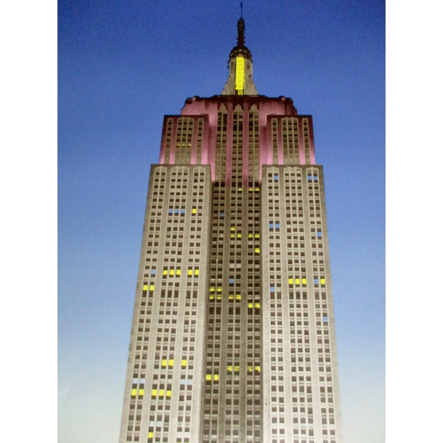 Contemporary 1980s "Empire State Building" Lithograph Signed and Numbered 159/250 by M. Farnham For Sale - Image 3 of 10