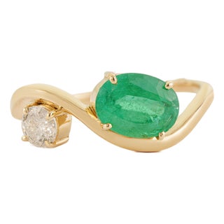 14k Yellow Gold 1.41ct Natural Oval Emerald & Diamond Wavy Toi Et Moi Ring Size 4 For Sale
