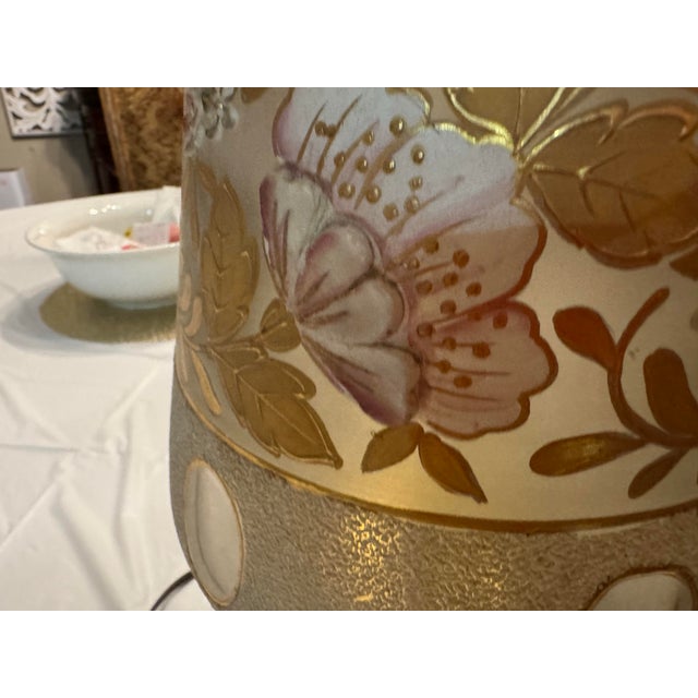 Vintage Mid-Century Modern Ceramic Table Lamp With a Textured, Fat Lava Glaze Base and Gold Floral Detailing. For Sale - Image 11 of 11