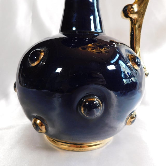 1940s 1940s Dark Majolica Glass Pitcher With Glass Accents For Sale - Image 5 of 8