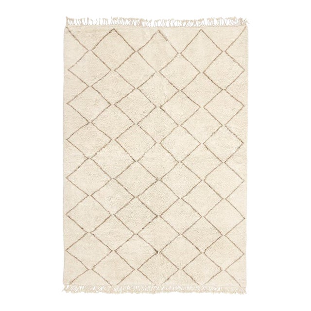 Classic Diamond Lattice Hand-Knotted Wool Rug | 9'6" X 6'7" | One of a Kind For Sale