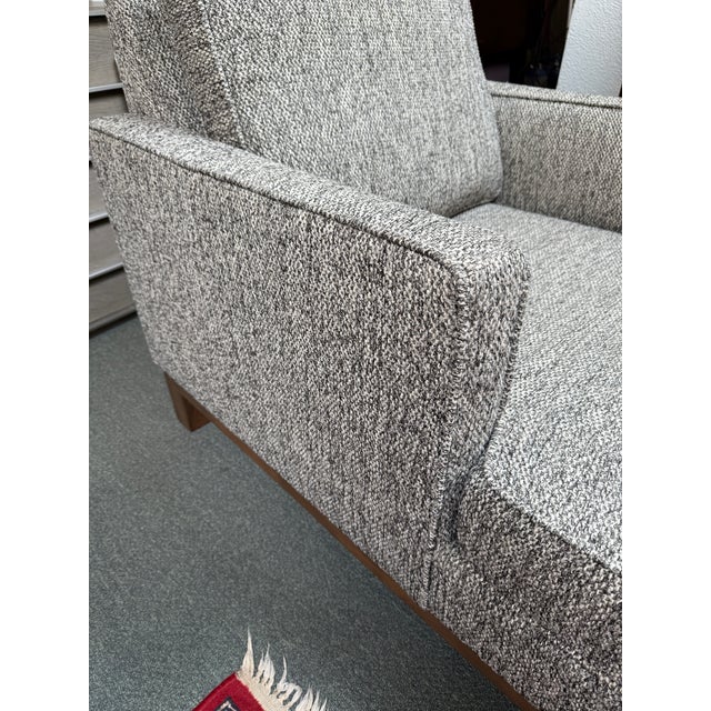 C & L Design Contemporary Chaise Lounge For Sale - Image 11 of 12