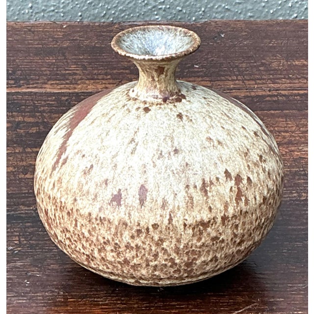 Mid-Century Modern Handcrafted Earth-Tone Ceramic Vase For Sale - Image 3 of 16
