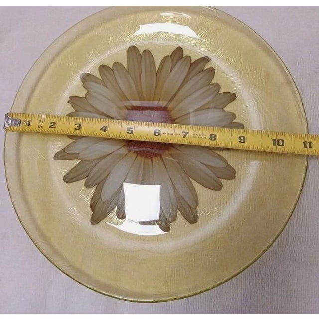 Yellow 1950s Rare Orchidea Bomboniere Daisy Dinner‎ Plate Yellow Textured Clear Blown Glass Nostalgia Hippie For Sale - Image 8 of 9