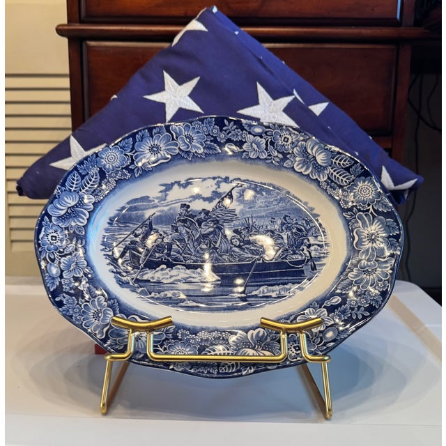 American 1970s Liberty Blue Washington Crossing the Delaware Platter – Americana Ironstone, England | 250th Anniversary Decor For Sale - Image 3 of 13