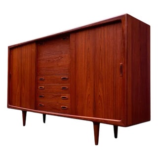 Danish Highboard in Teak by H.P. Hansen For Sale