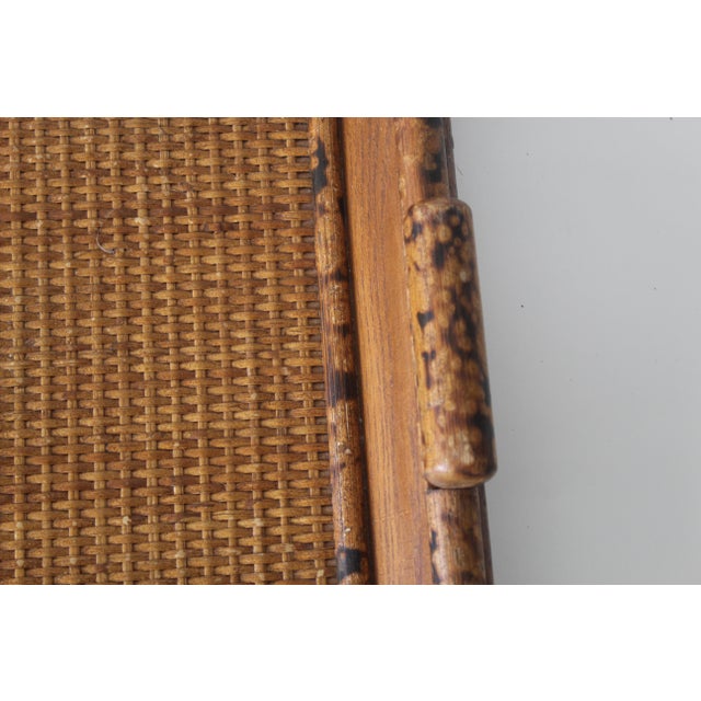 Brown 1990s Ralph Lauren Style Faux "Tortoise" Bamboo Cane Foldable Butler Serving Tray Side Table Vintage Mid-Century For Sale - Image 8 of 12