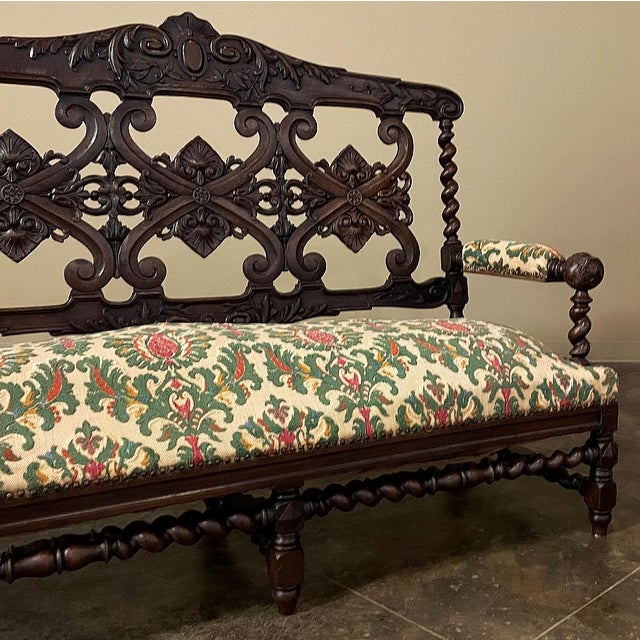 19th Century Renaissance Revival Louis XIII Style Sofa in Solid Oak For Sale - Image 13 of 18