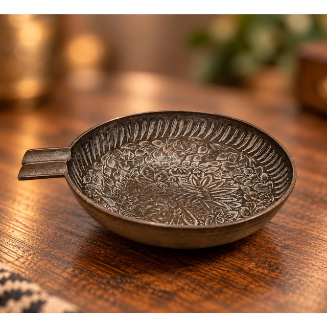 1960s 1960s Indian Hand-Engraved Floral Brass Ashtray & Decorative Catchall For Sale - Image 5 of 8