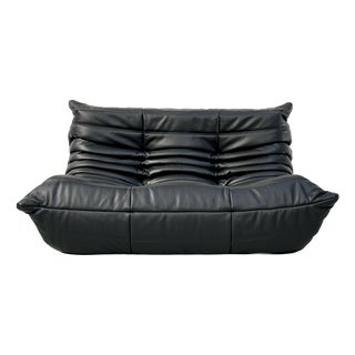 French Togo 2-Seater Sofa in Black Leather attributed to Michel Ducaroy for Ligne Roset, 1970s For Sale