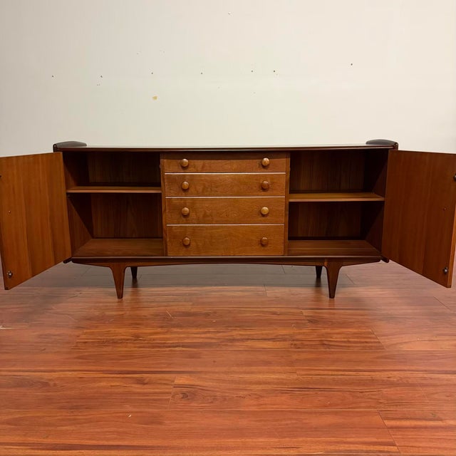 Brown A. Younger ‘Volnay’ Afromosia & Teak Sideboard For Sale - Image 8 of 12