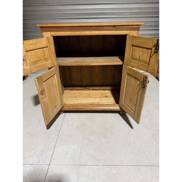 Antique Pine Cupboard With Porcelain Knobs From England For Sale - Image 14 of 18