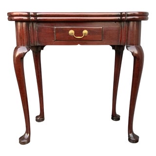Antique George II Fold-Over Tea Table with Cabriole Legs in Polished Mahogany For Sale