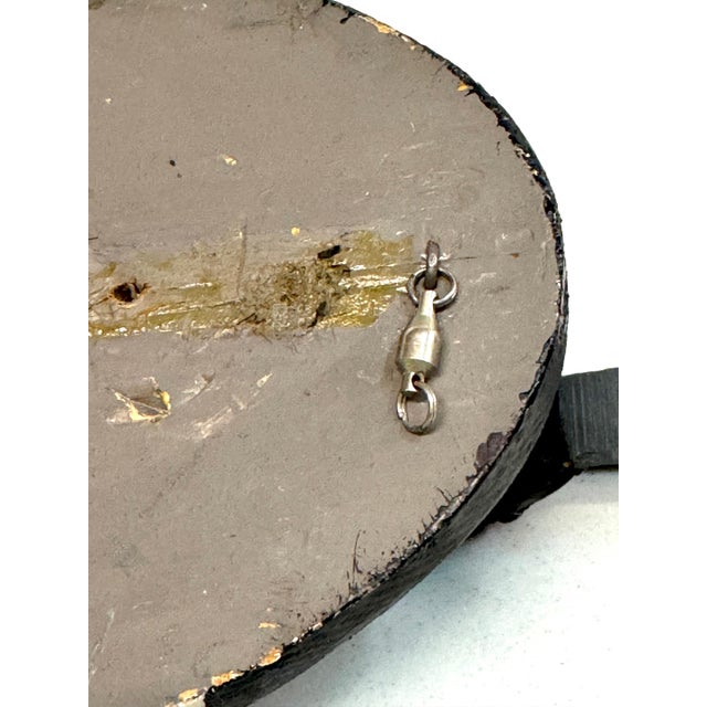 American Hunting Decoy 'Patches' with Glass Eyes and Metal Link Latch For Sale - Image 4 of 12