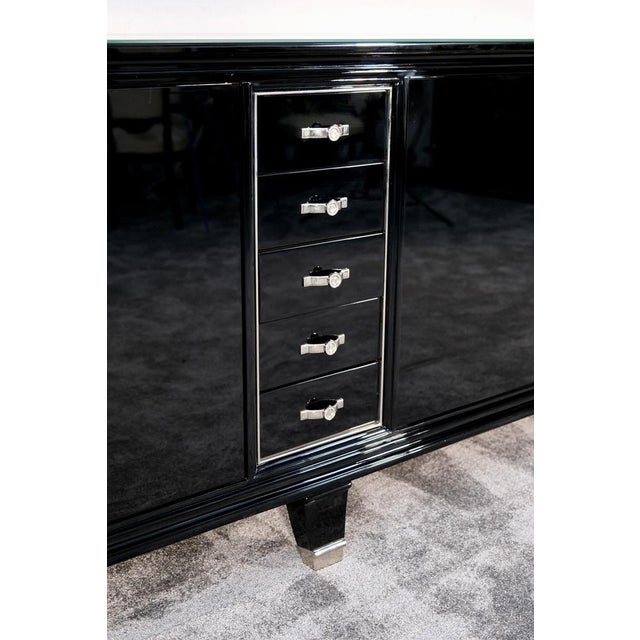 Art Deco Sideboard, 5 Drawers in the Center, Black High-Gloss Lacquer with Metal Emblems, 1930s For Sale - Image 11 of 12