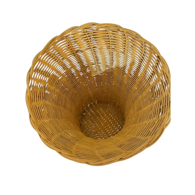 Antique French Provincial Fluted Handmade Wicker Basket For Sale - Image 4 of 13