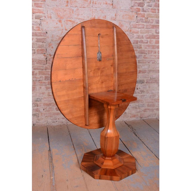 Wood Biedermeier Walnut Dining Table from Josef Danhauser, Austria, 1820s For Sale - Image 7 of 18