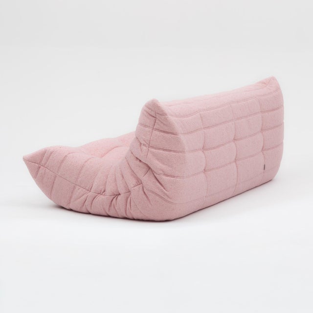 Authentic Ligne Roset Togo 3-Seater in Soft Flamingo Bouclé - Restored & Sourced in Europe For Sale - Image 10 of 18