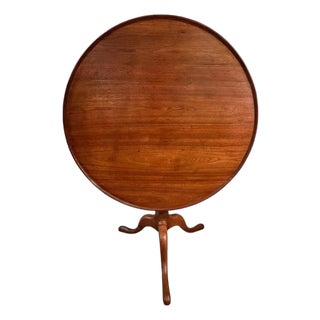 Chippendale or Queen Anne Antique Walnut Tilt Top Table 18th Century For Sale