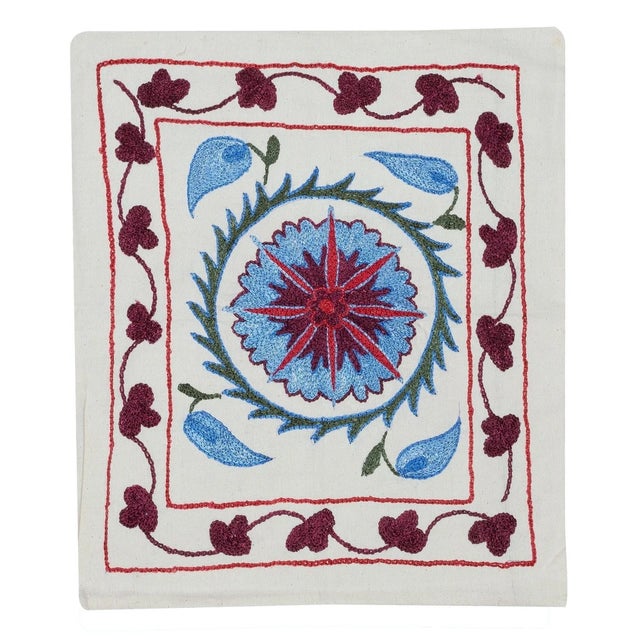 17"x19" Embroidered Cotton Pillowcase. Handmade Cushion. Modern Throw Pillow For Sale