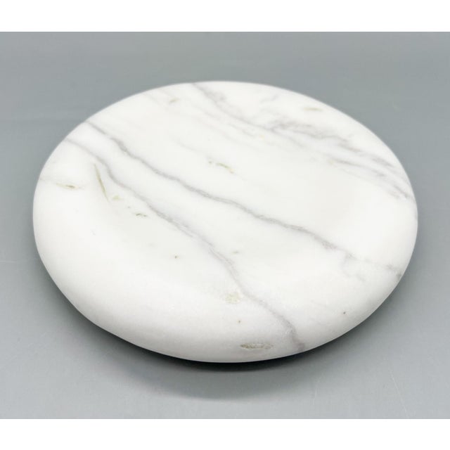 Contemporary White Marble Catchall Dish, Sculptural Stone Trinket Tray - Organic Modern, Minimalist, Transitional For Sale In Houston - Image 6 of 11