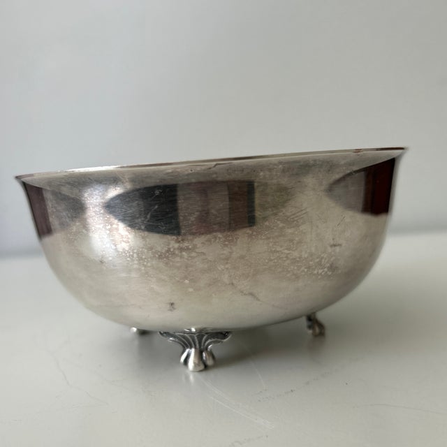 Hollywood Regency Vintage Wallace Silver-Plated Footed Serving Bowl For Sale - Image 3 of 4
