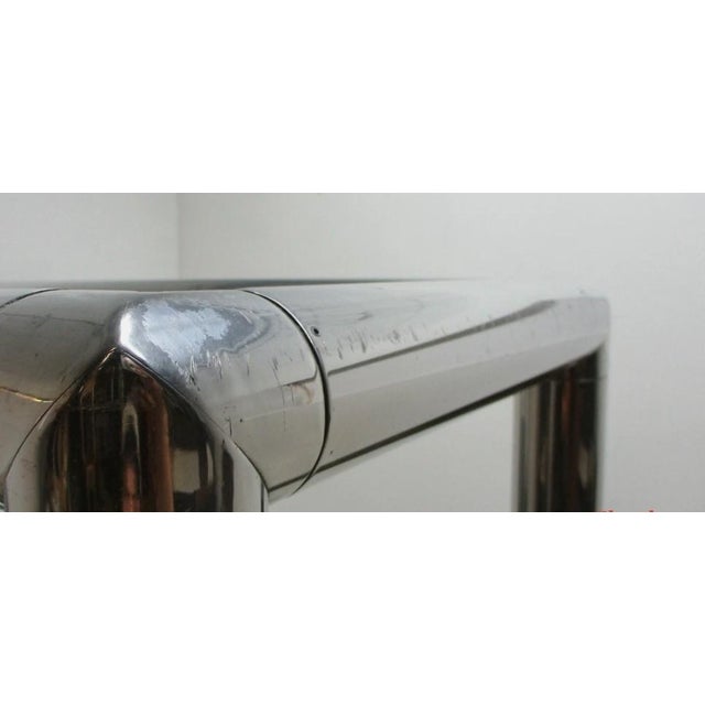 Mid Century Monumental Tubular Aluminum Chrome Etagere Shelf Vintage Display Baughman Style For Sale - Image 4 of 17