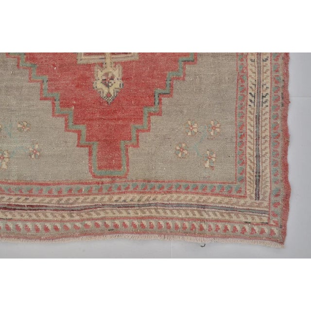 1950s 1950s Multicolour Oushak Anatolian Rug For Sale - Image 5 of 10