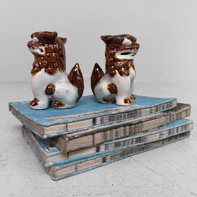Set of Two Japanese Ceramic Shisa Lion-Dogs, 1980s, Set of 2 For Sale - Image 4 of 8