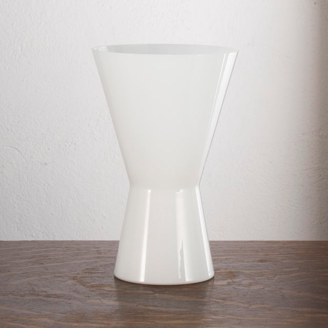 Italian White Table Lamp For Sale - Image 4 of 13