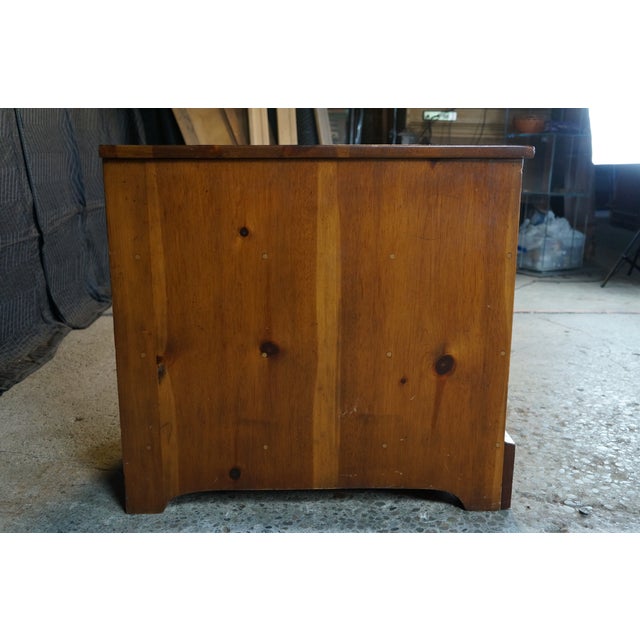 Mid Century Early American Style Apothecary Cabinet Spice Chest Side End Table For Sale - Image 12 of 18