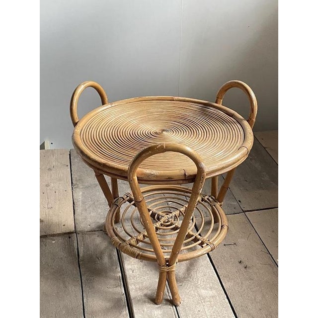 Vintage Sculptural Two-Tier Rattan Side Table with Loop Handles, Japan, 1970s For Sale - Image 4 of 7