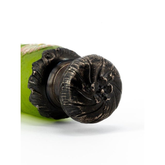 Art Nouveau Cameo Glass Perfume Bottle by Émile Gallé Nancy, France, 1890-1900 For Sale - Image 9 of 14