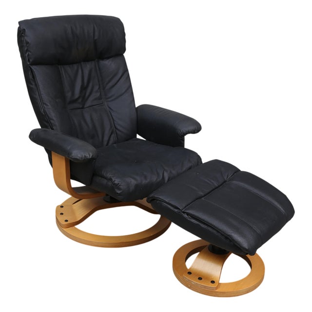 Set of Vintage Scandinavian Lounge Chair with Ottoman in Black Leather and Wood Frame, 1980s For Sale