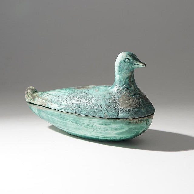 Mid-Century Modern Ceramic Box in the Shape of a Bird, 1960s For Sale - Image 3 of 15