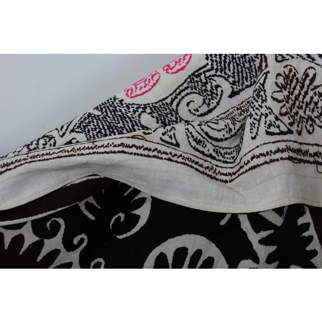 Suzani Tablecloth 4'1'' X 5'2'' For Sale - Image 9 of 10